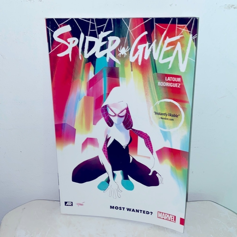 Marvel Comics Universe Spider Gwen 🕷 Latour Rodriguez 📚​​​​